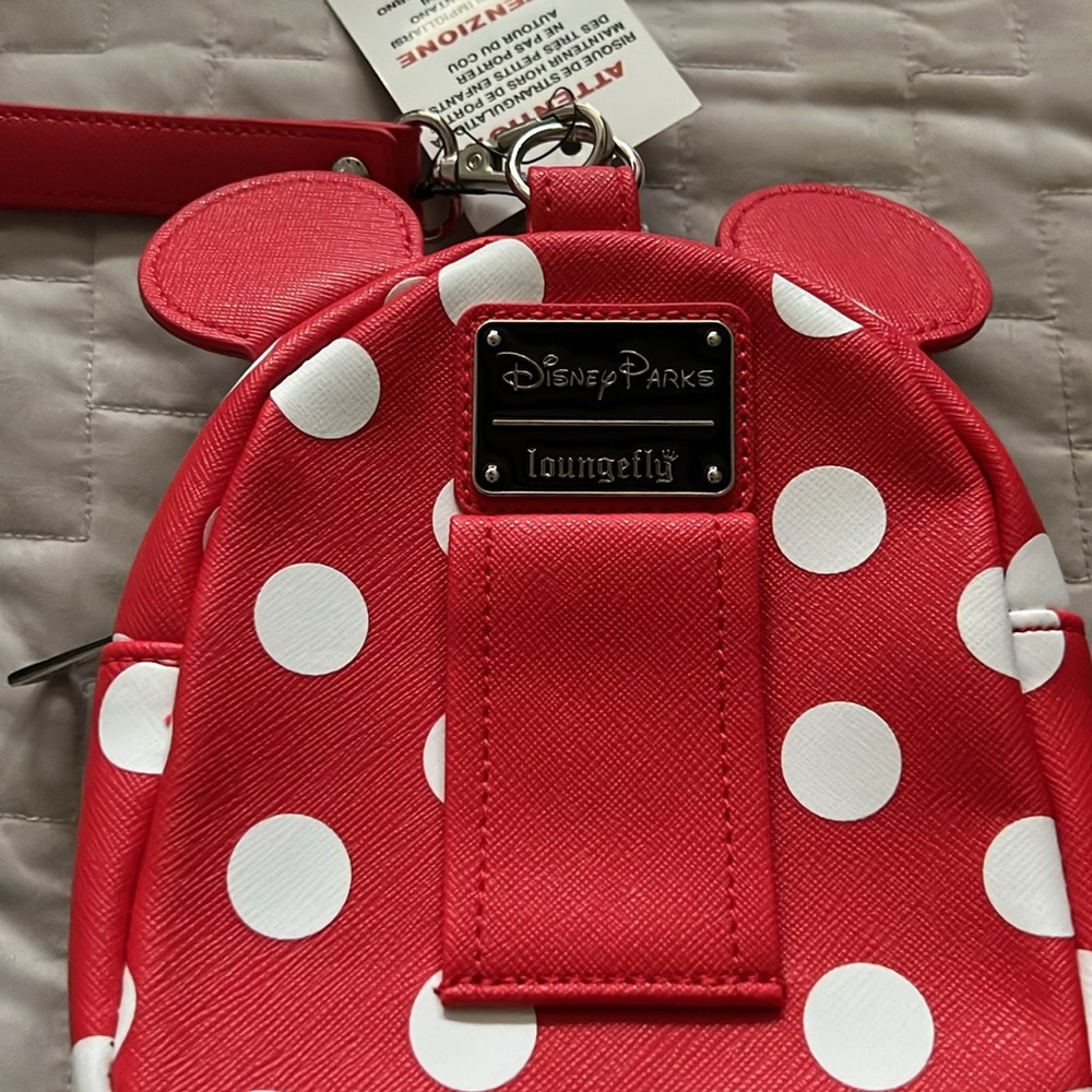 LOUNGEFLY  MINNIE MOUSE MINI BACKPACK WRISTLET BELT BAG - Picture 4 of 4